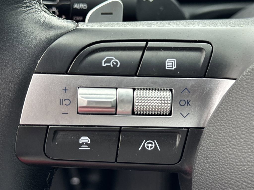 Used 2025 Hyundai Santa Cruz Limited image 24