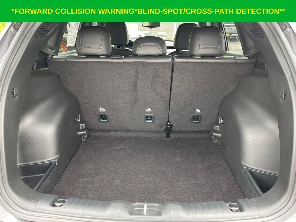 Used 2024 Jeep Compass Latitude AWD/4WD image 13