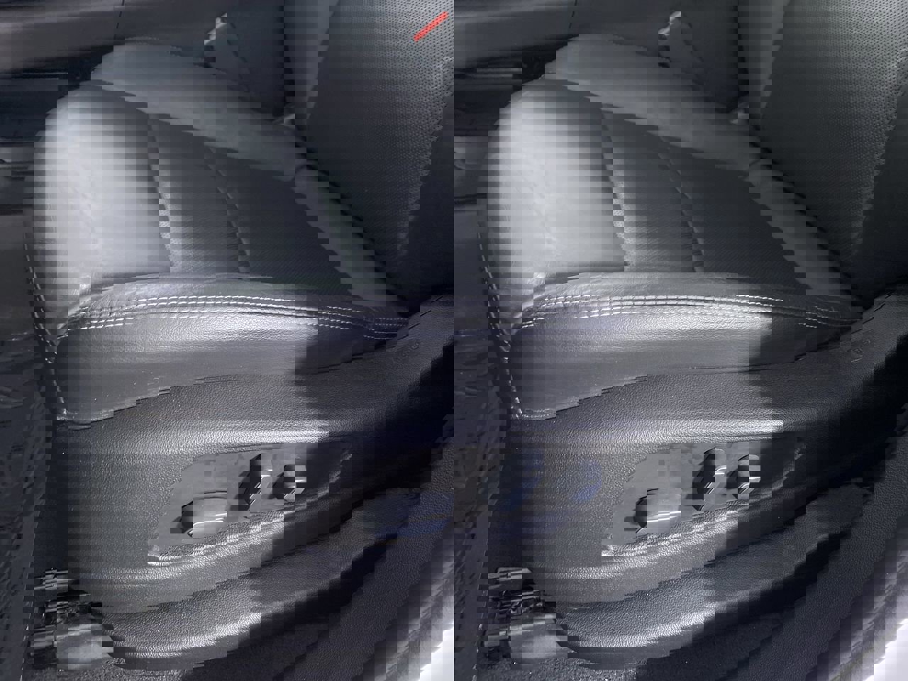 Certified 2022 Cadillac XT5 Premium Luxury image 10