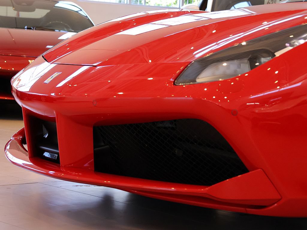Certified 2017 Ferrari 488 Spider RWD image 17