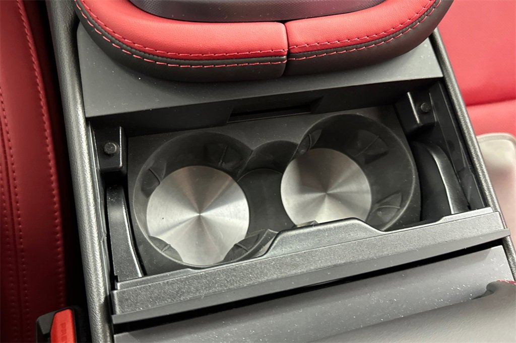 Used 2022 Jaguar F-TYPE Coupe image 32