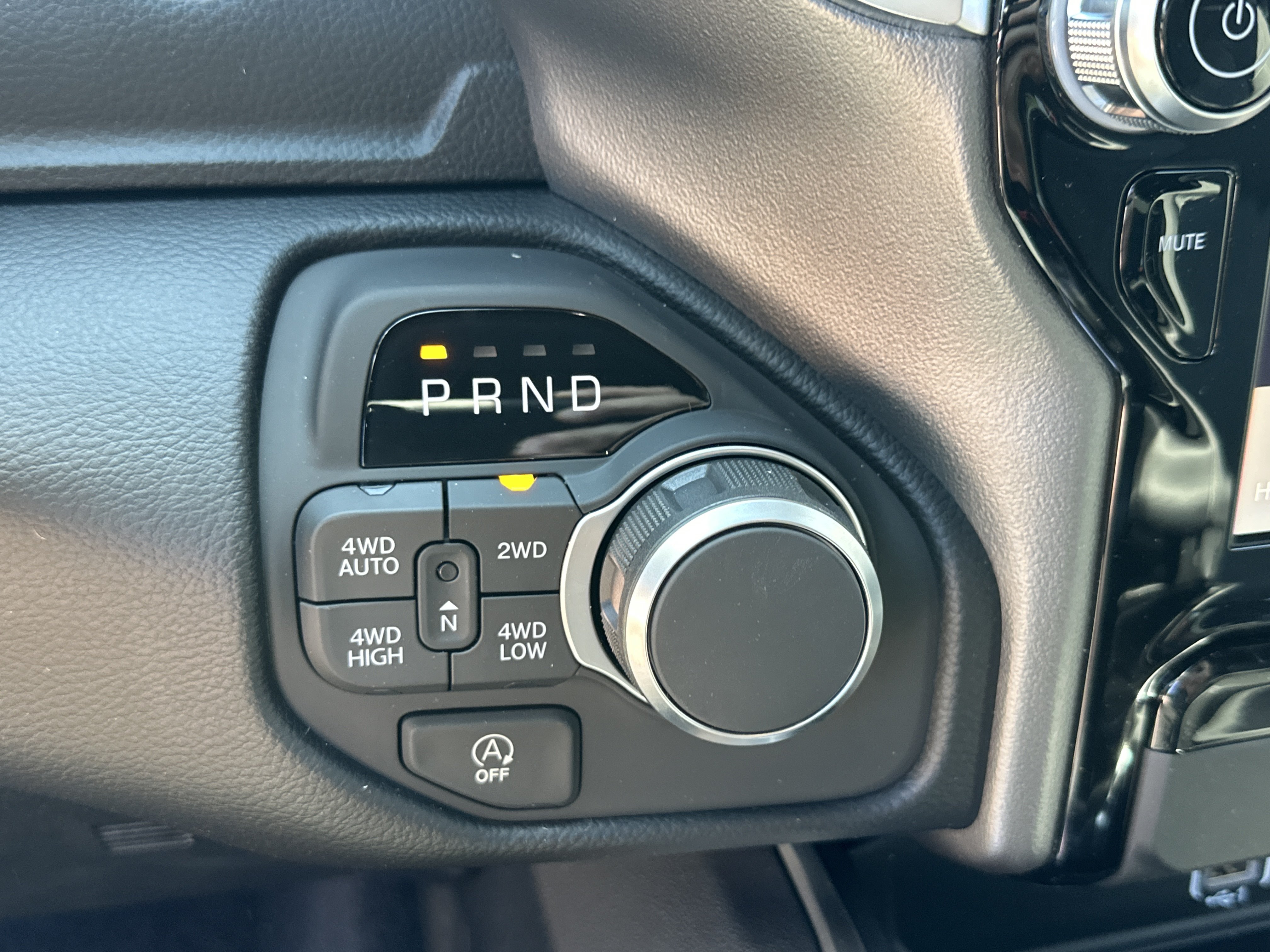 New 2026 RAM 1500 Big Horn AWD/4WD image 7