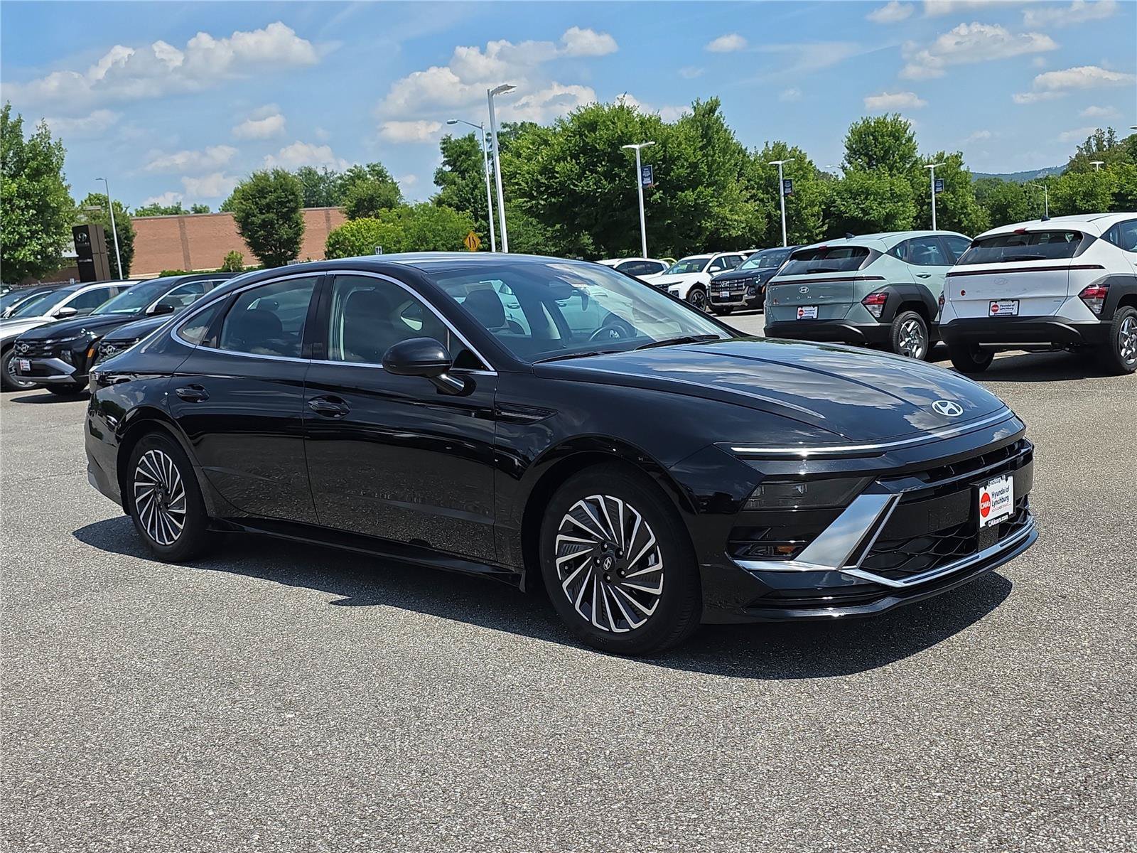 Certified 2025 Hyundai Sonata SEL FWD image 2