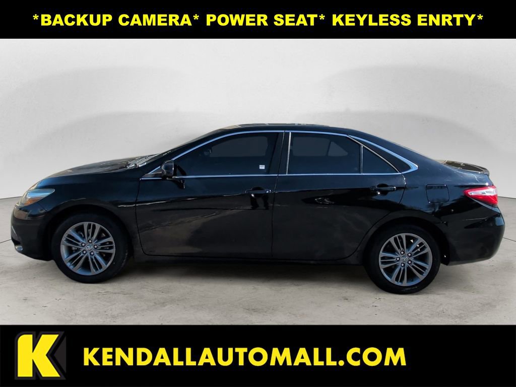 Used 2015 Toyota Camry SE FWD image 1