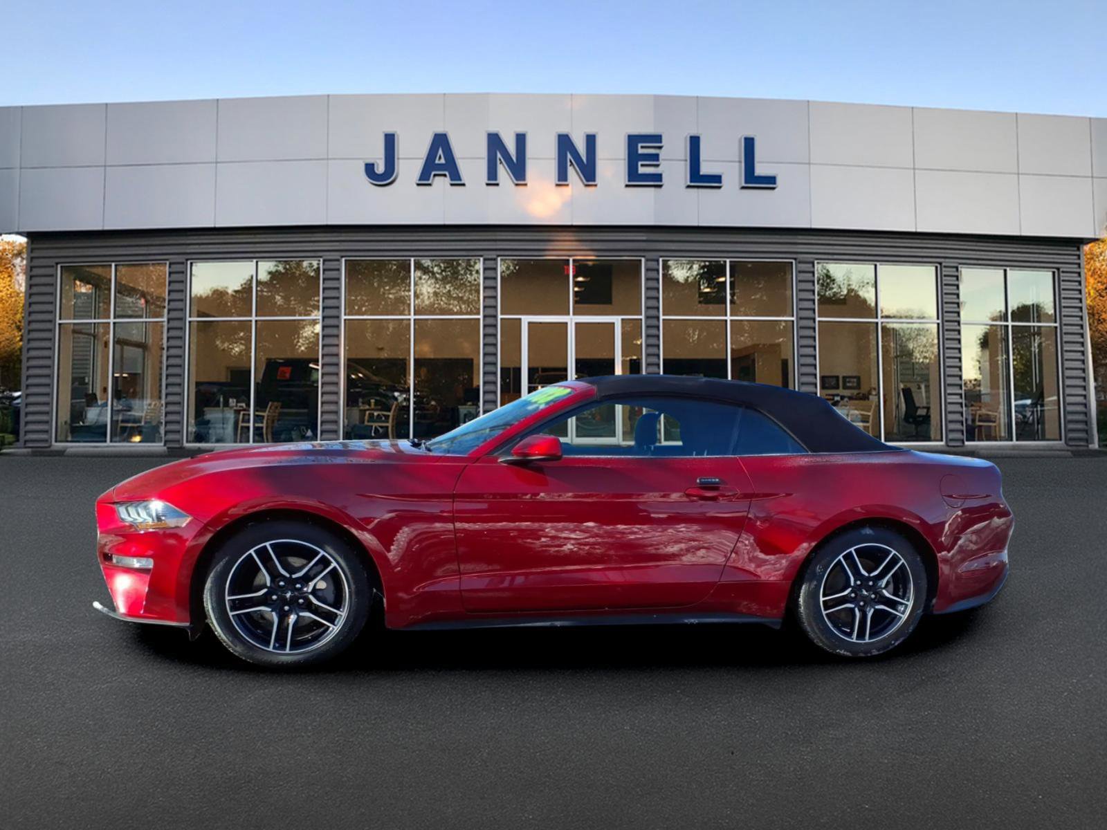 Used 2021 Ford Mustang Convertible w/ Equipment Group 101A image 4