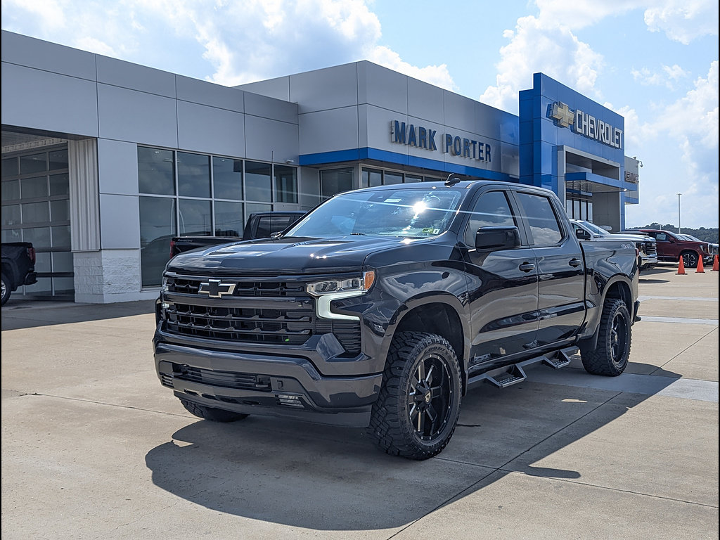 Used 2023 Chevrolet Silverado 1500 RST w/ Convenience Package II AWD/4WD image 1