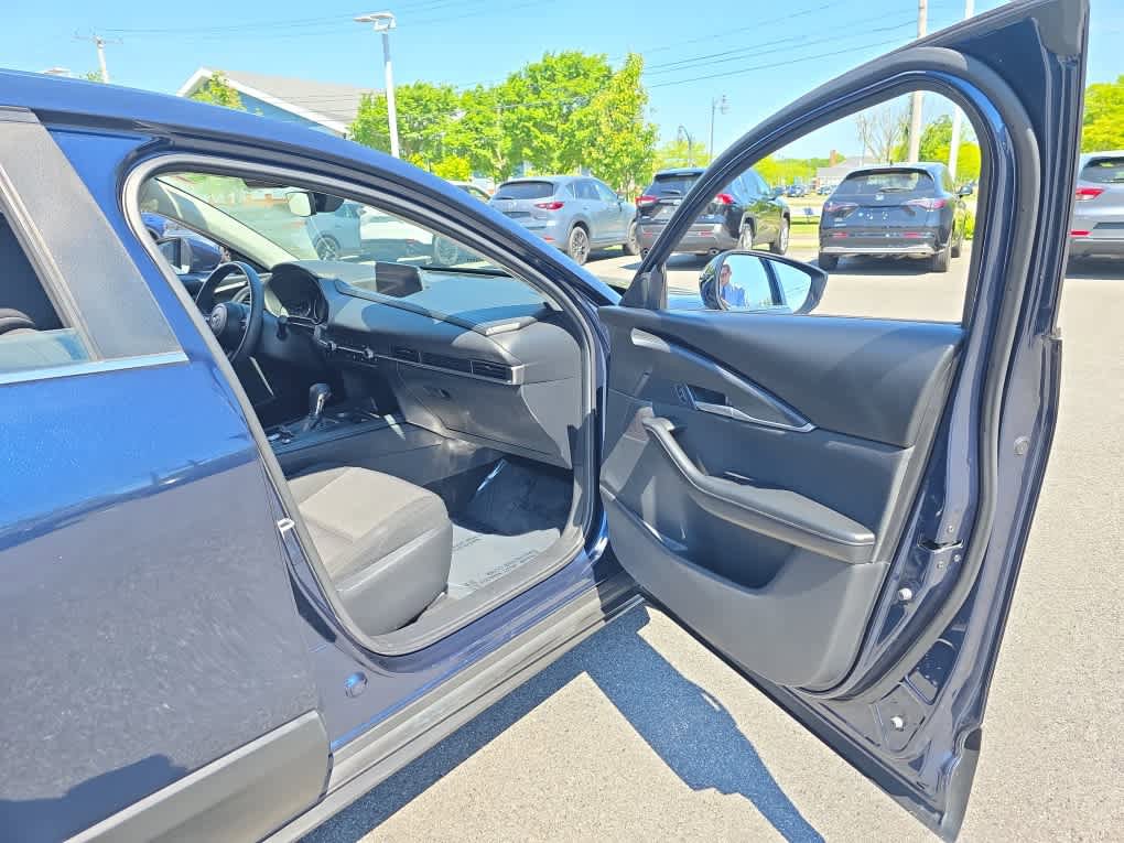 Used 2022 MAZDA CX-30 AWD 2.5 S image 22