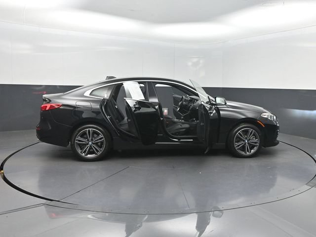 Used 2023 BMW 330e xDrive w/ Premium Package AWD/4WD image 32