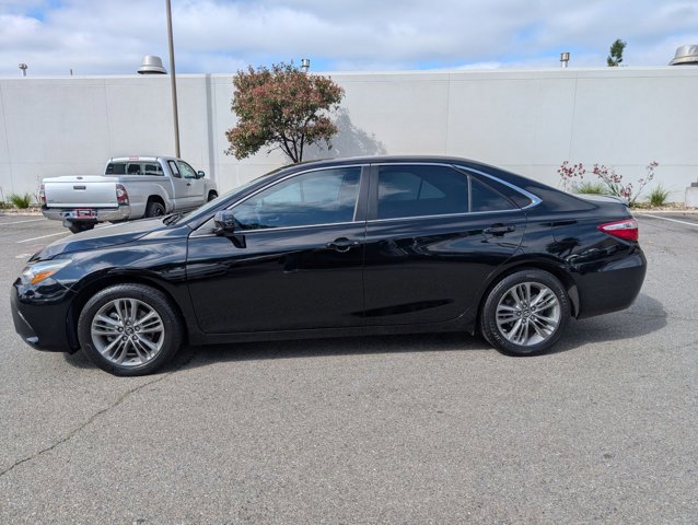 Used 2016 Toyota Camry SE FWD image 9