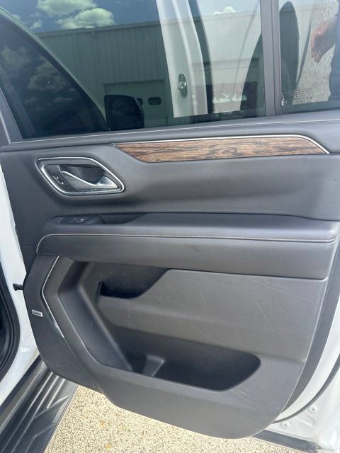 Used 2021 Chevrolet Suburban Premier w/ Premium Package AWD/4WD image 49