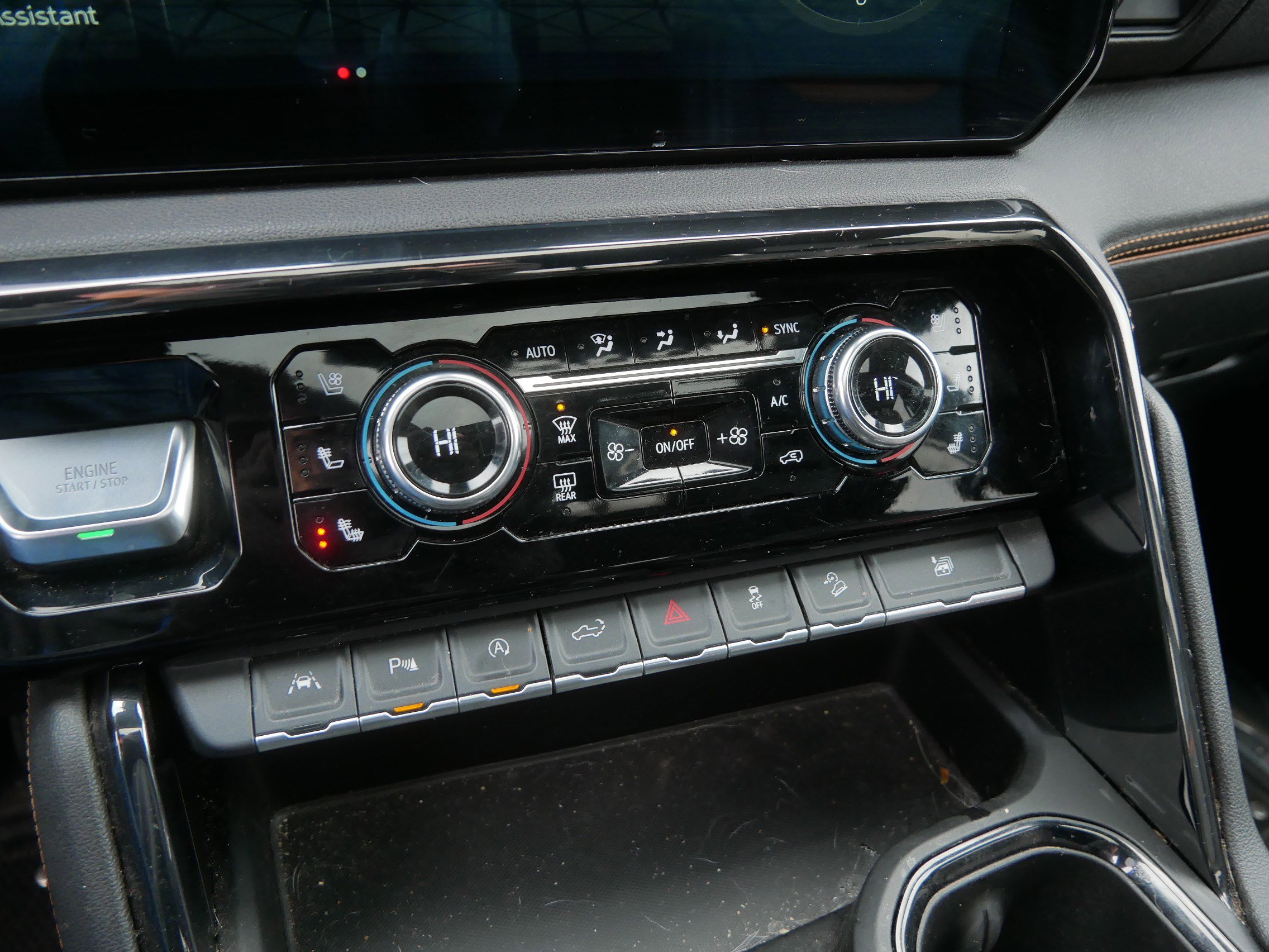 Used 2022 GMC Sierra 1500 AT4 w/ AT4 Premium Package image 33