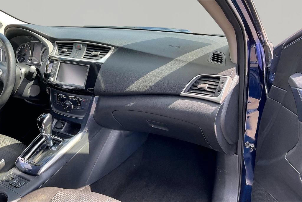 Used 2019 Nissan Sentra SR FWD image 29