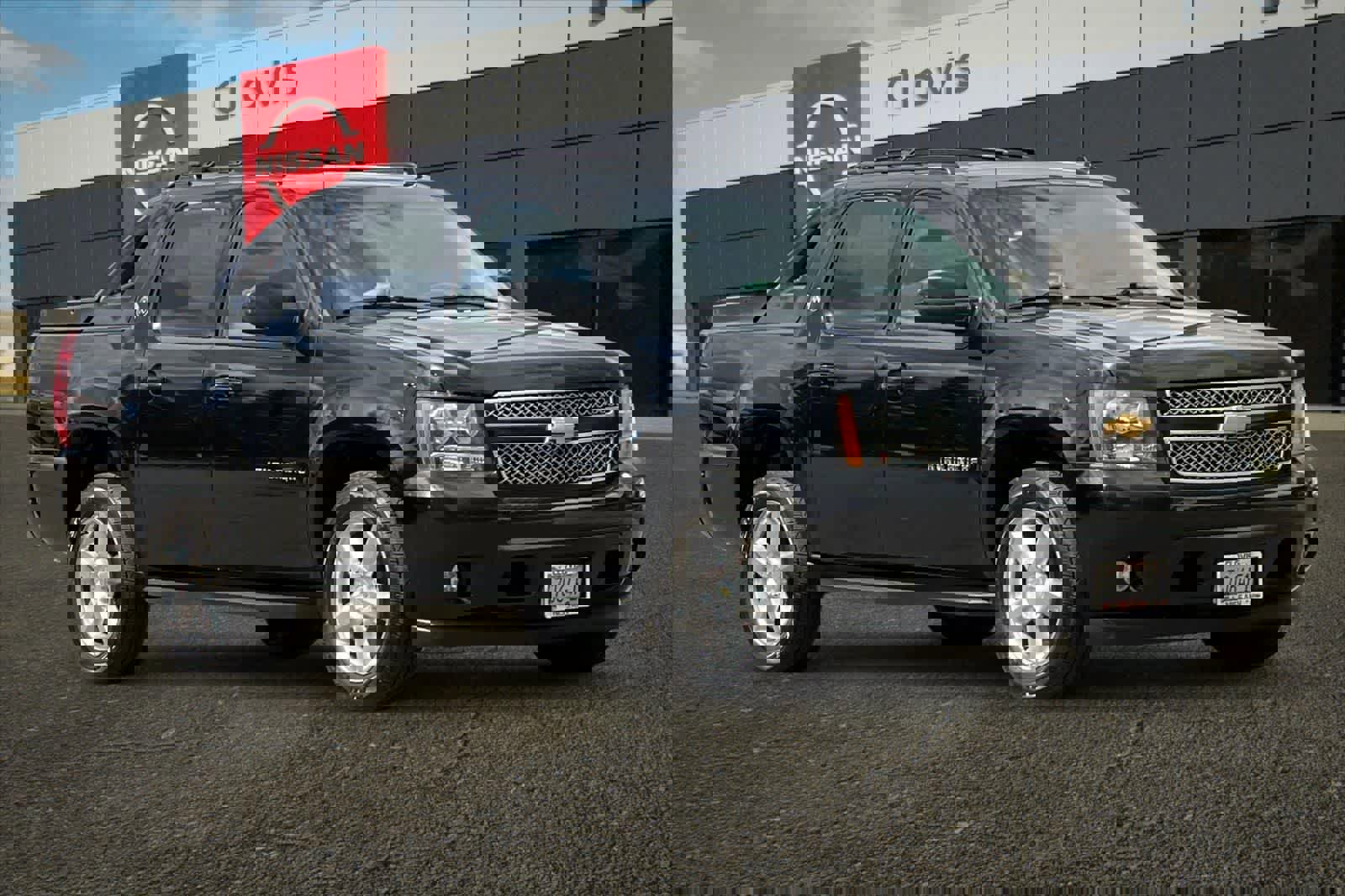 Used 2012 Chevrolet Avalanche LT image 10