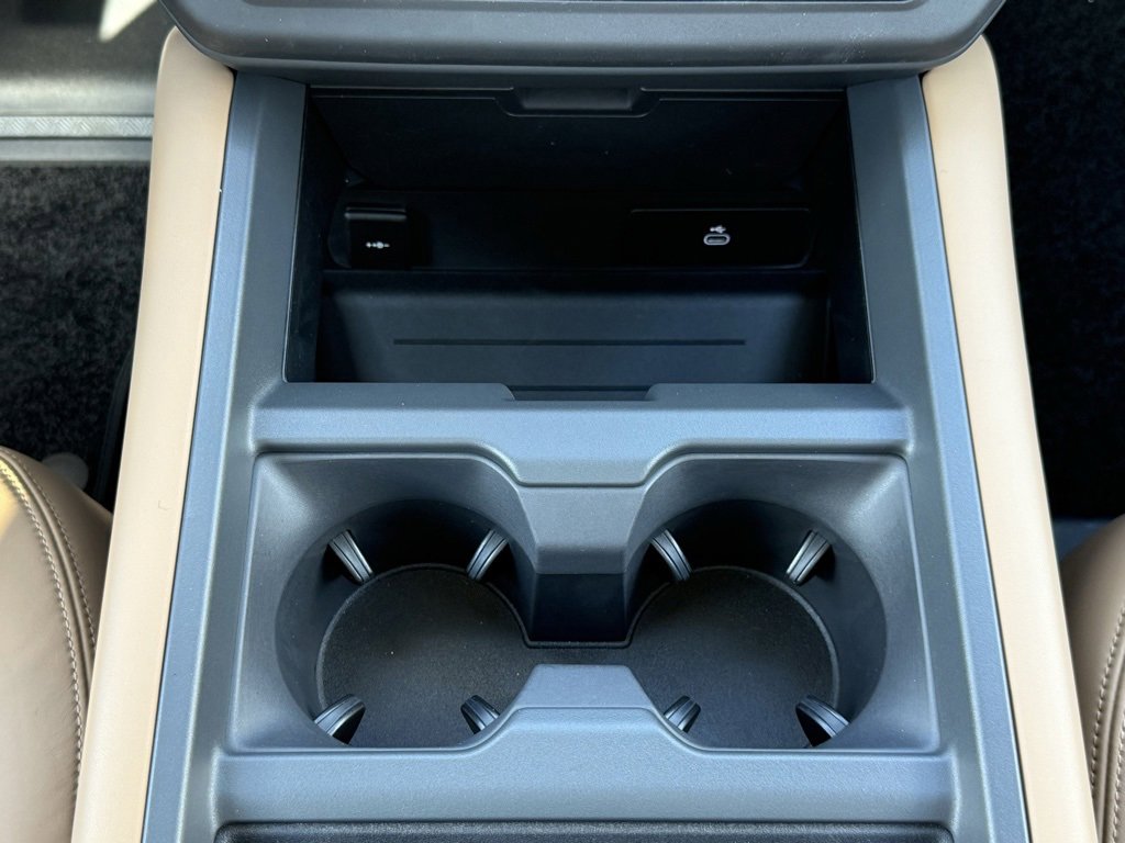 New 2026 Land Rover Defender 110 S image 25