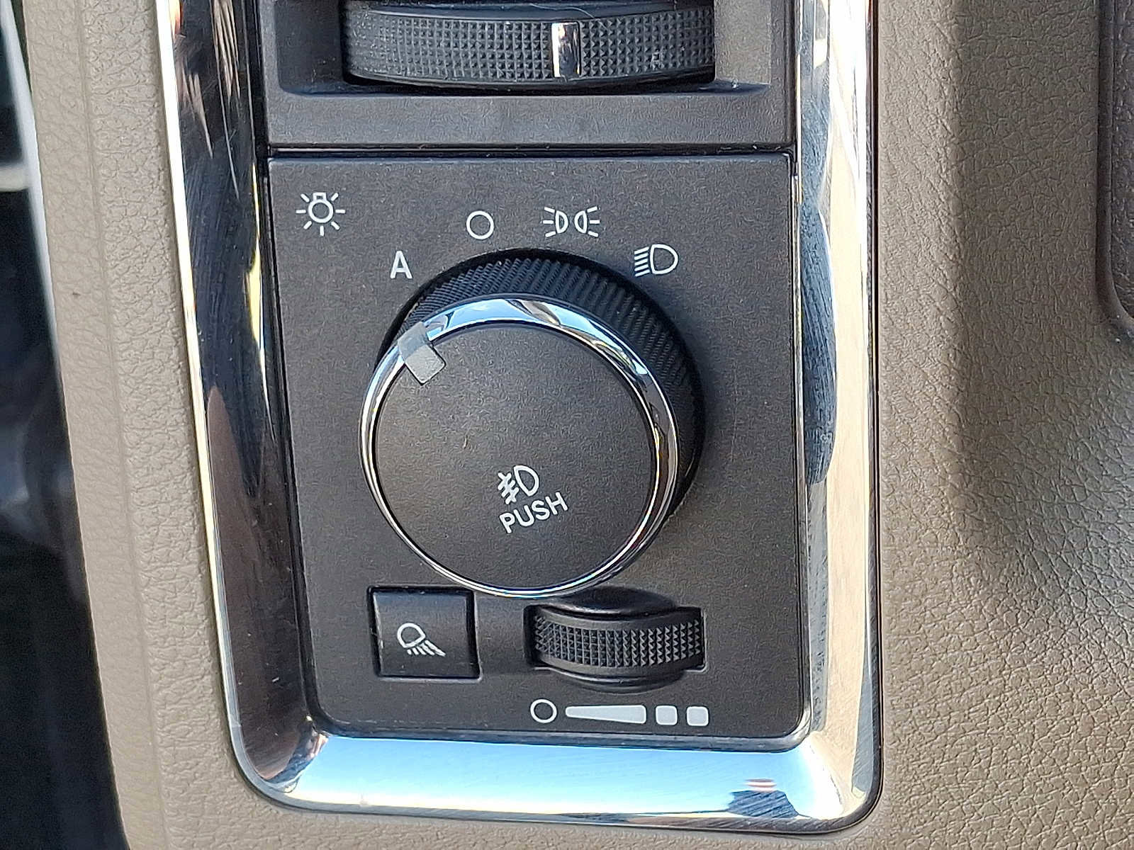 Used 2009 Dodge Ram 1500 Truck Laramie image 23