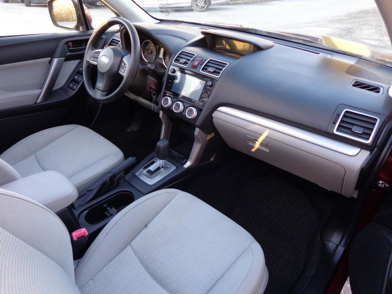 Used 2016 Subaru Forester 2.5i Premium w/ All-Weather Package image 12