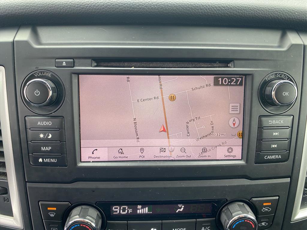 Used 2019 Nissan Titan SV w/ SV Convenience Package image 11