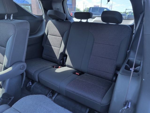 Used 2024 Chevrolet Traverse LT FWD image 22
