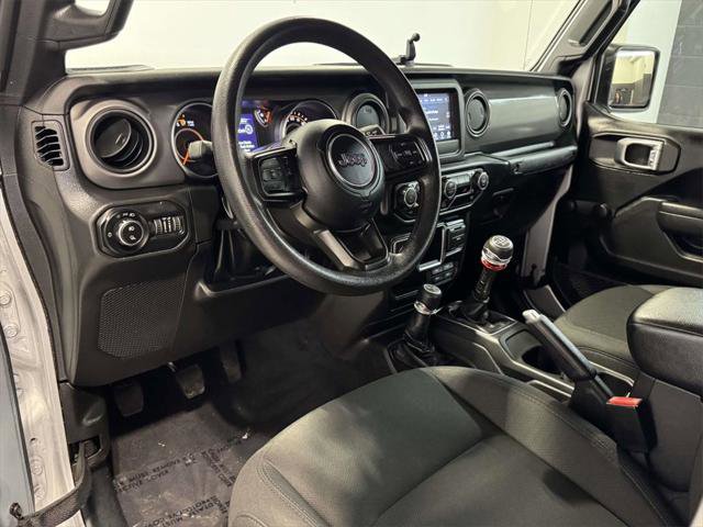 Certified 2022 Jeep Gladiator Sport image 14