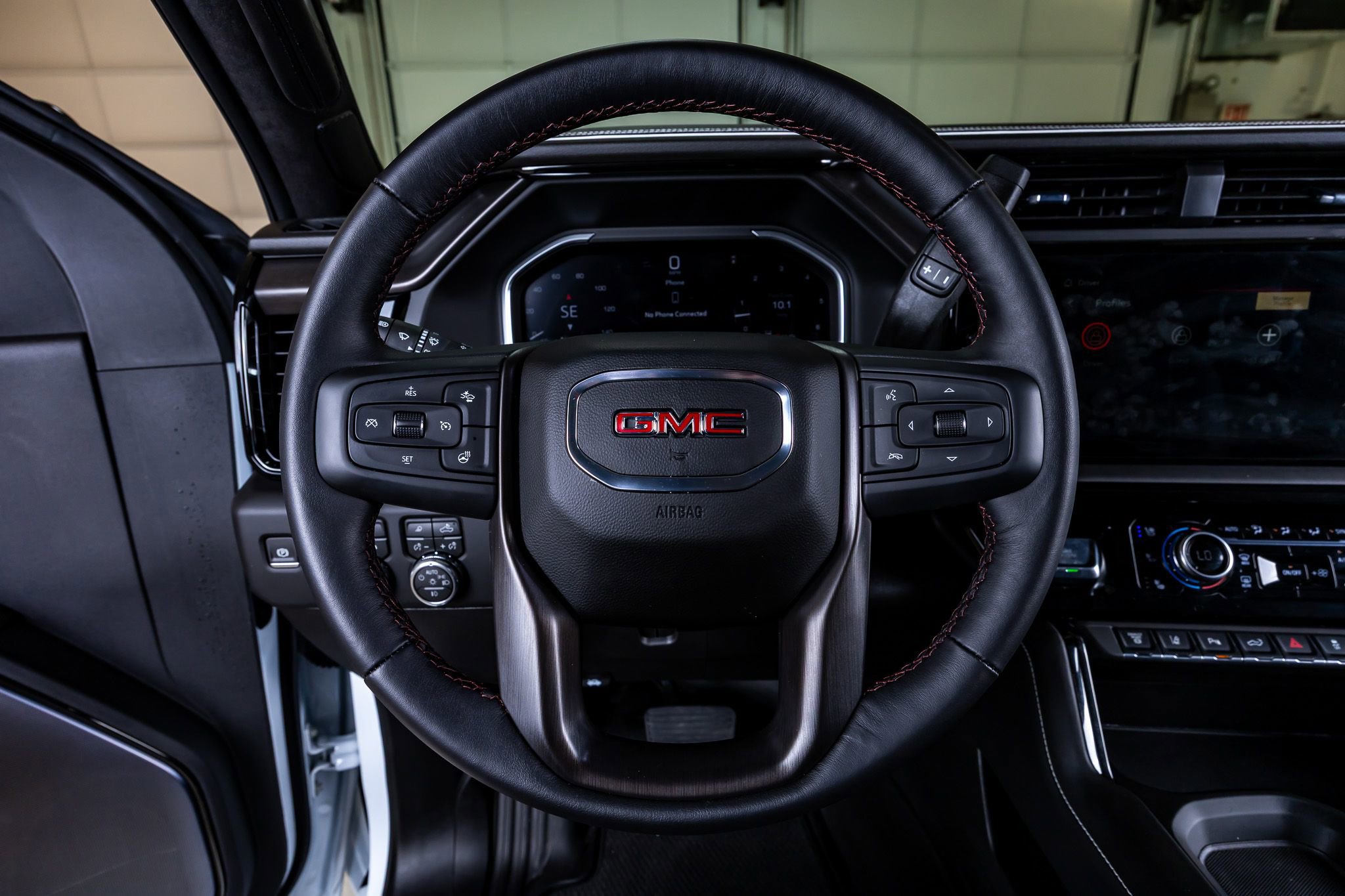 Used 2026 GMC Sierra 2500 AT4X AWD/4WD image 19