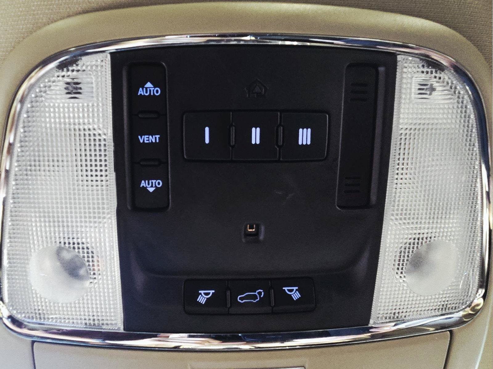 Used 2015 Jeep Grand Cherokee Limited AWD/4WD image 21