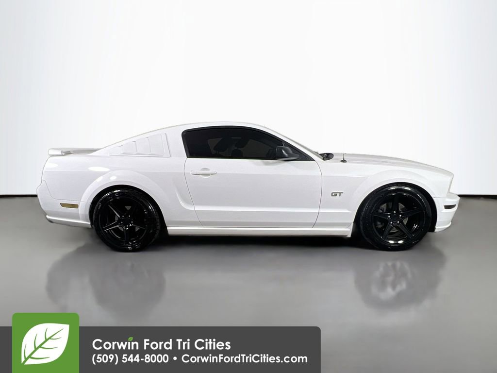 Used 2006 Ford Mustang GT Premium image 18