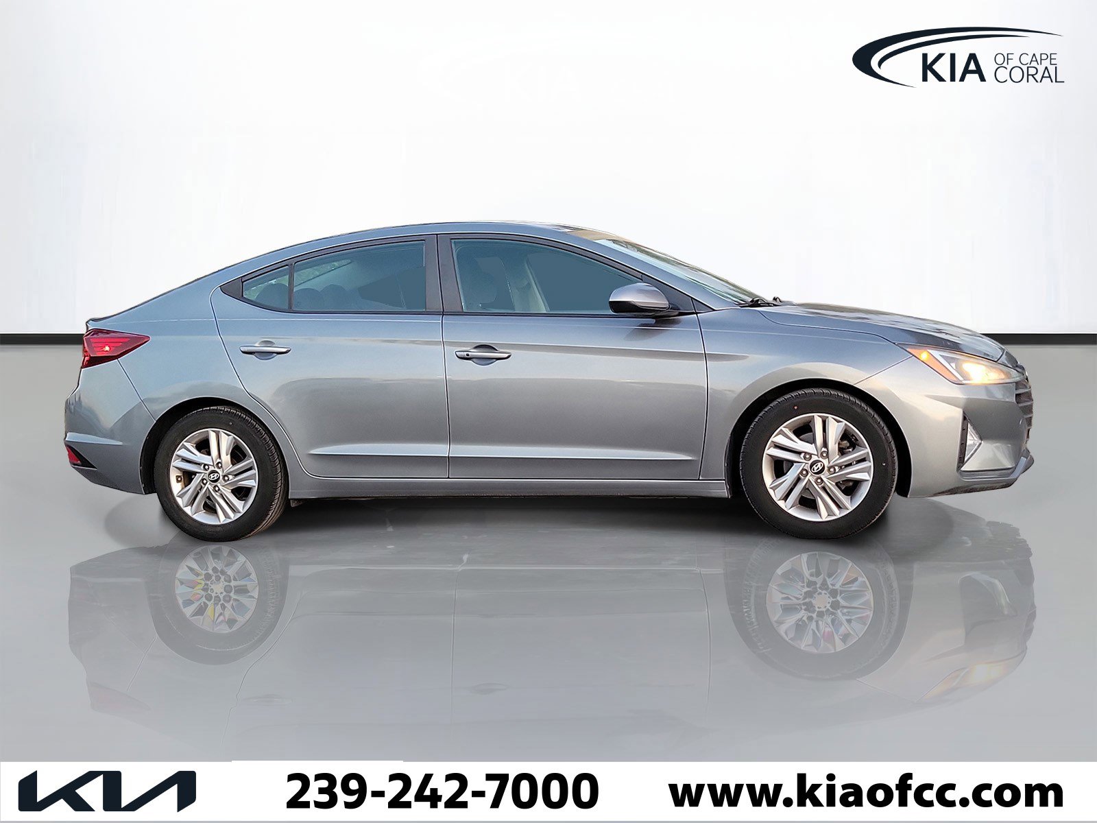 Used 2019 Hyundai Elantra Value Edition w/ Cargo Package image 2