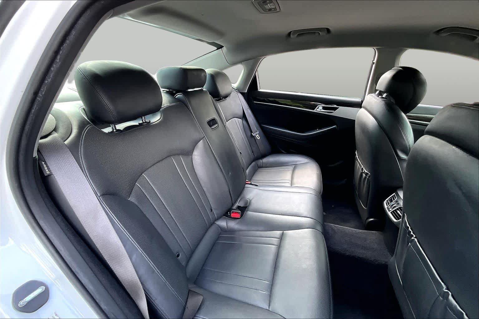 Used 2017 Genesis G80 3.8 RWD image 20