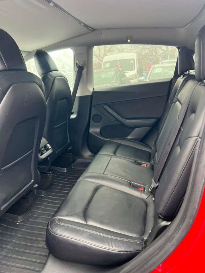 Used 2020 Tesla Model Y Long Range image 6