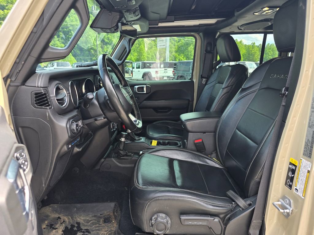 Used 2022 Jeep Wrangler Unlimited Sahara w/ Cold Weather Group AWD/4WD image 4