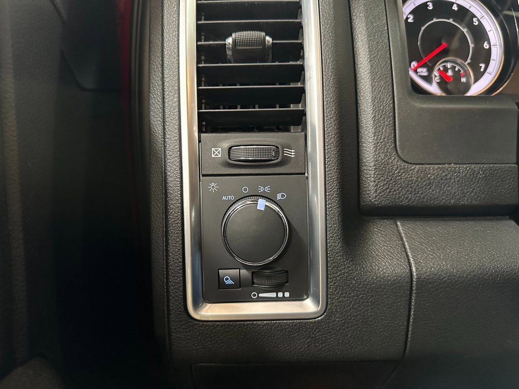 Certified 2024 RAM 1500 Classic Warlock image 18