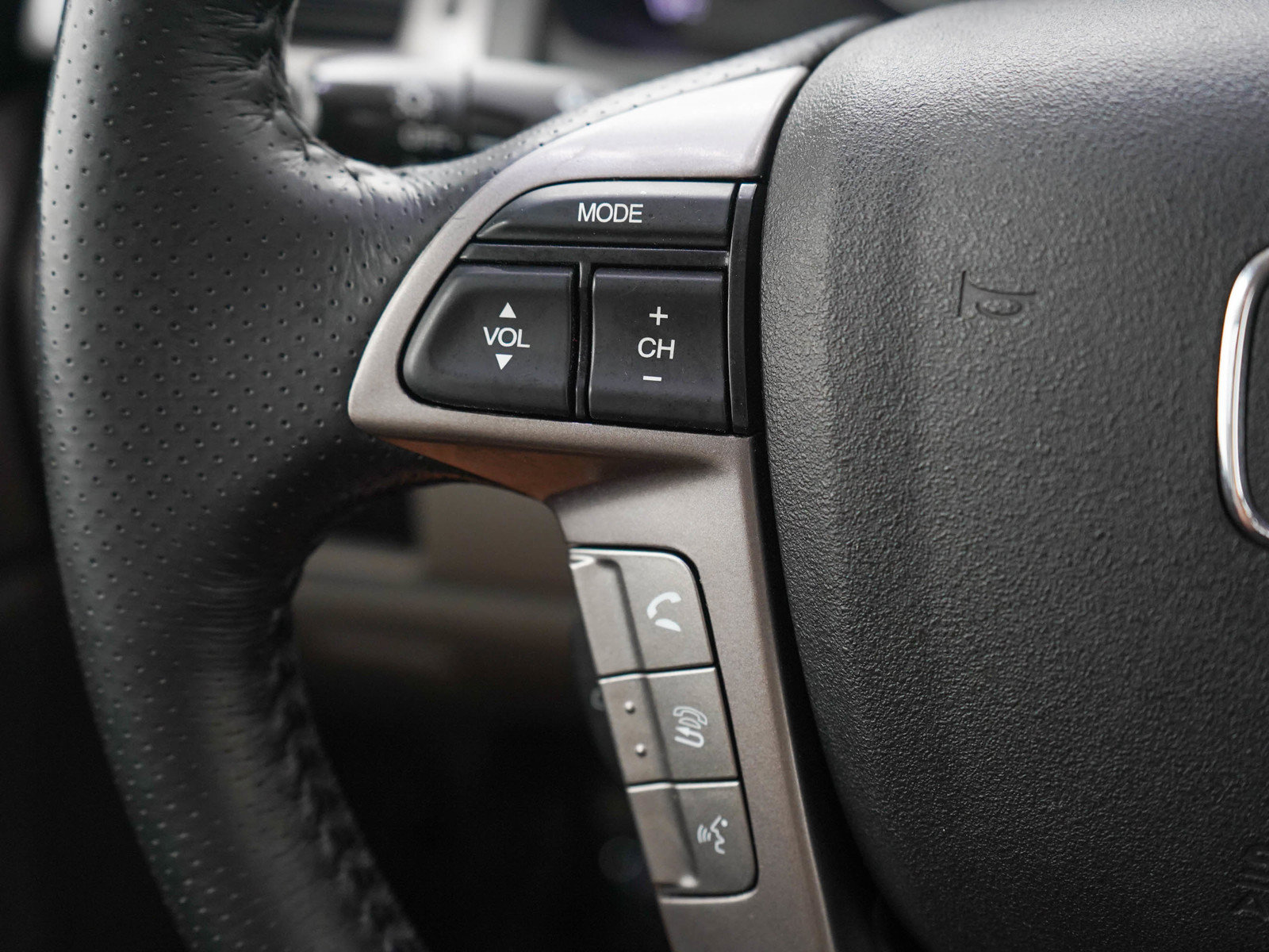Used 2017 Honda Odyssey EX-L image 19