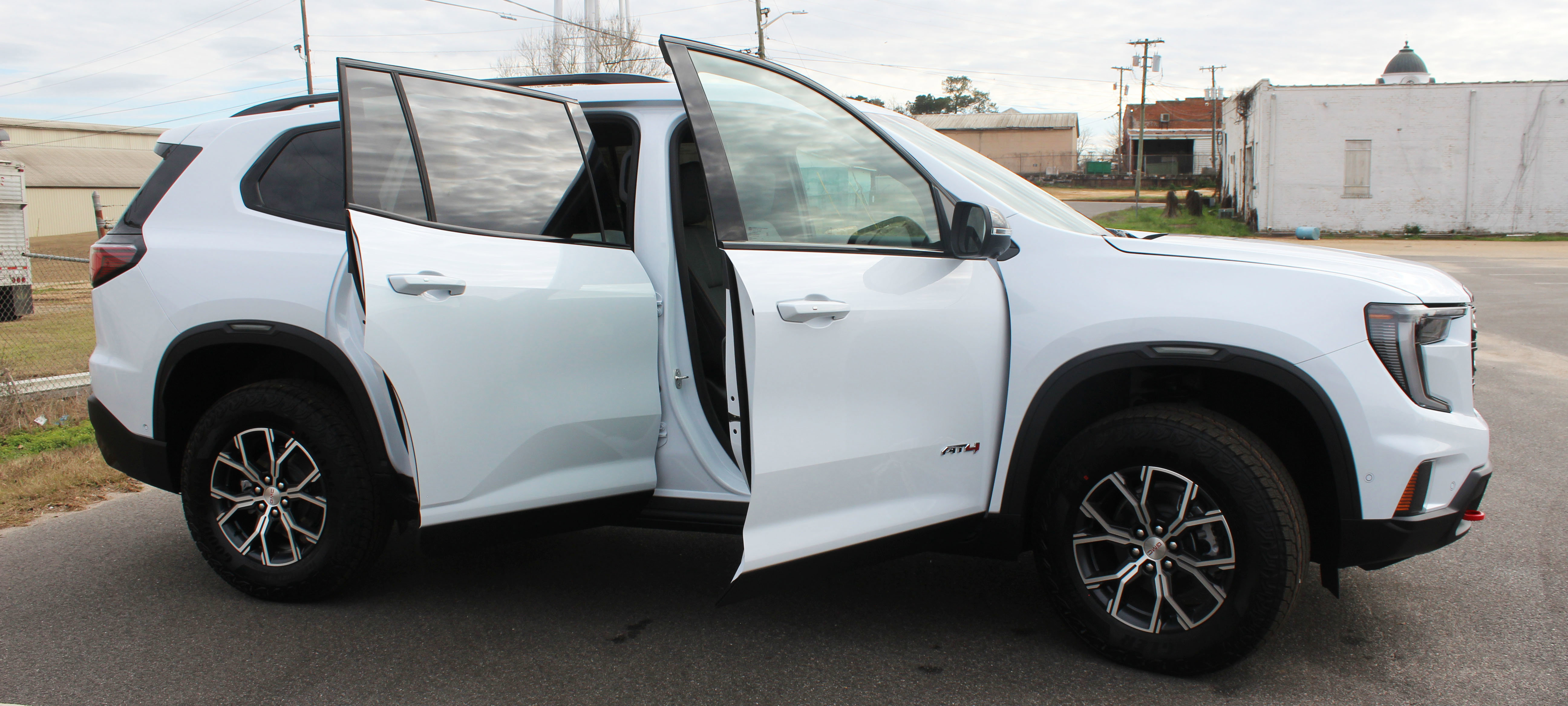 New 2026 GMC Acadia AT4 image 10