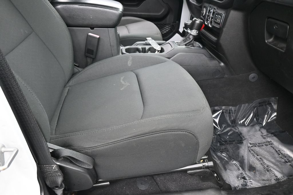 Used 2021 Jeep Gladiator Sport AWD/4WD image 38