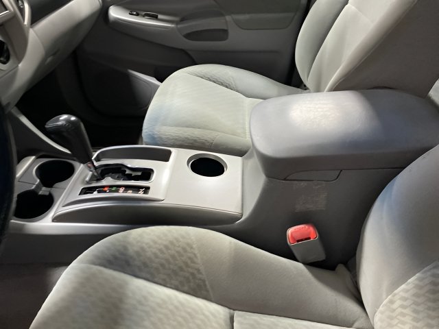 Used 2010 Toyota Tacoma 4x4 Access Cab V6 image 16