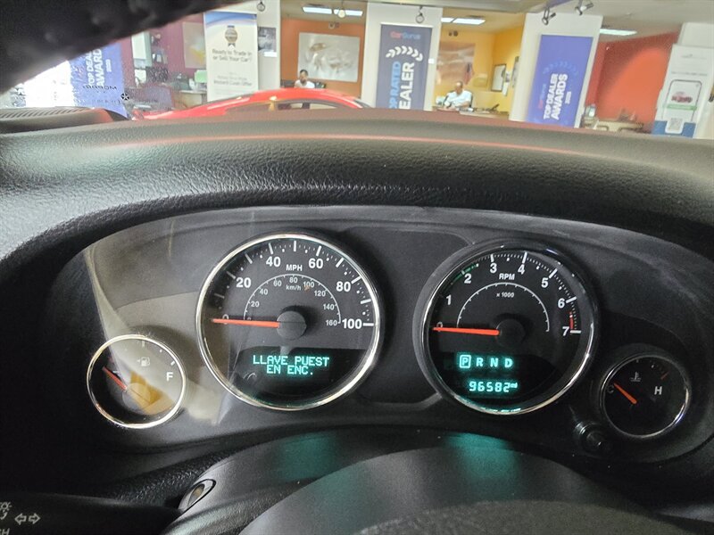 Used 2015 Jeep Wrangler Unlimited Sport w/ Connectivity Group image 16