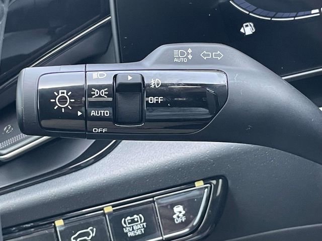 New 2026 Kia Niro SX Touring image 33
