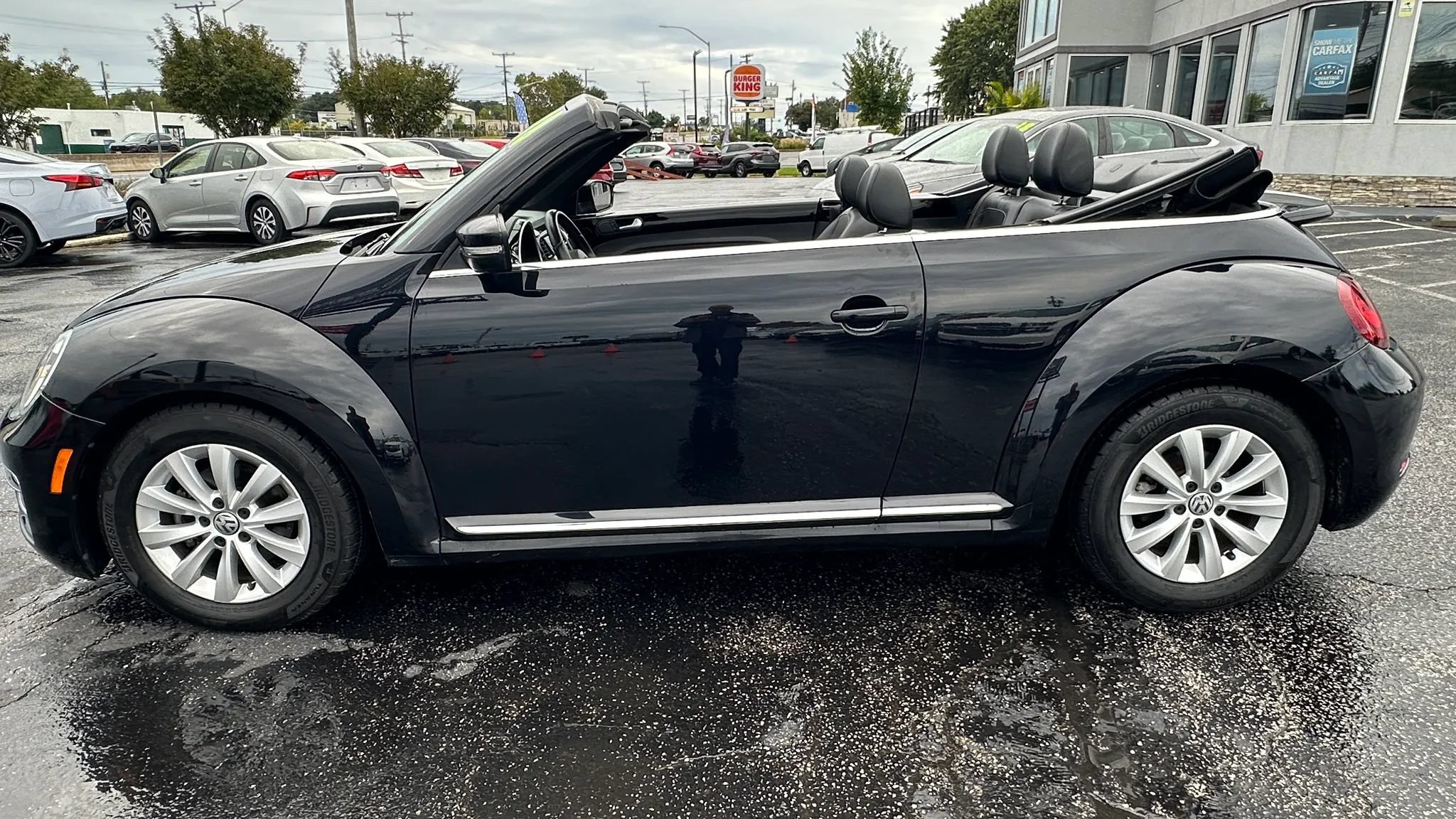 Used 2018 Volkswagen Beetle 2.0T S FWD image 18