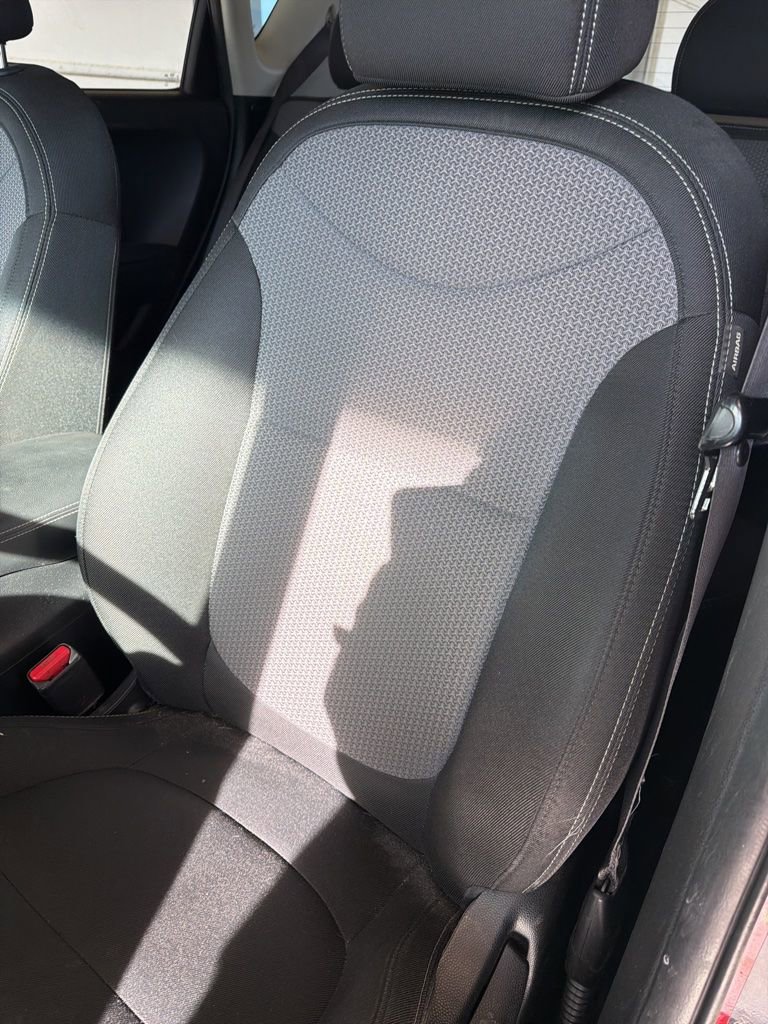 Used 2018 Kia Soul + FWD image 5