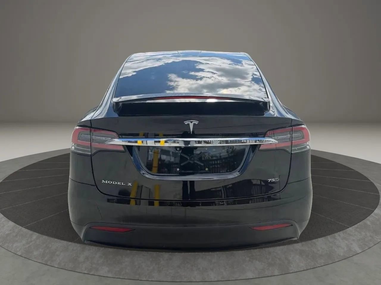 Used 2017 Tesla Model X 75D AWD/4WD image 7