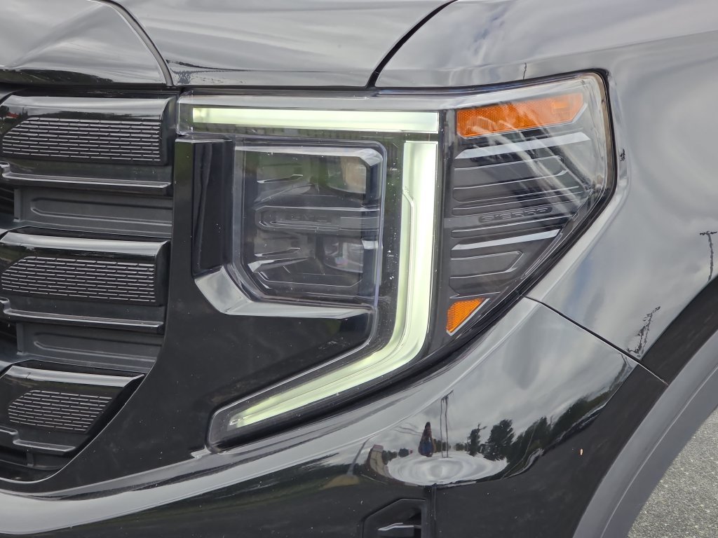 Used 2024 GMC Sierra 1500 Elevation AWD/4WD image 26