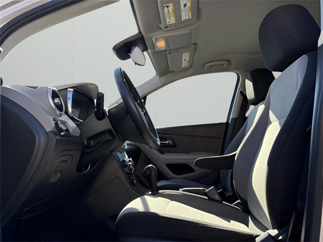 Used 2016 Chevrolet Trax LS image 12