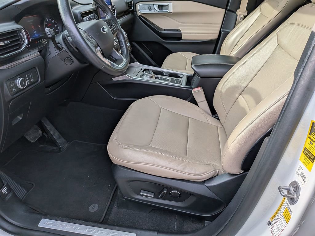 Used 2020 Ford Explorer Limited w/ Hybrid Equipment Group 310A image 13