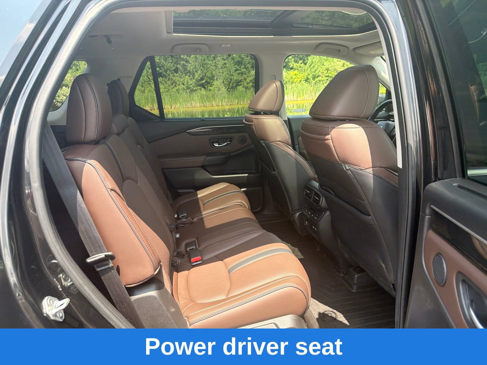 Used 2023 Honda Pilot Elite image 25