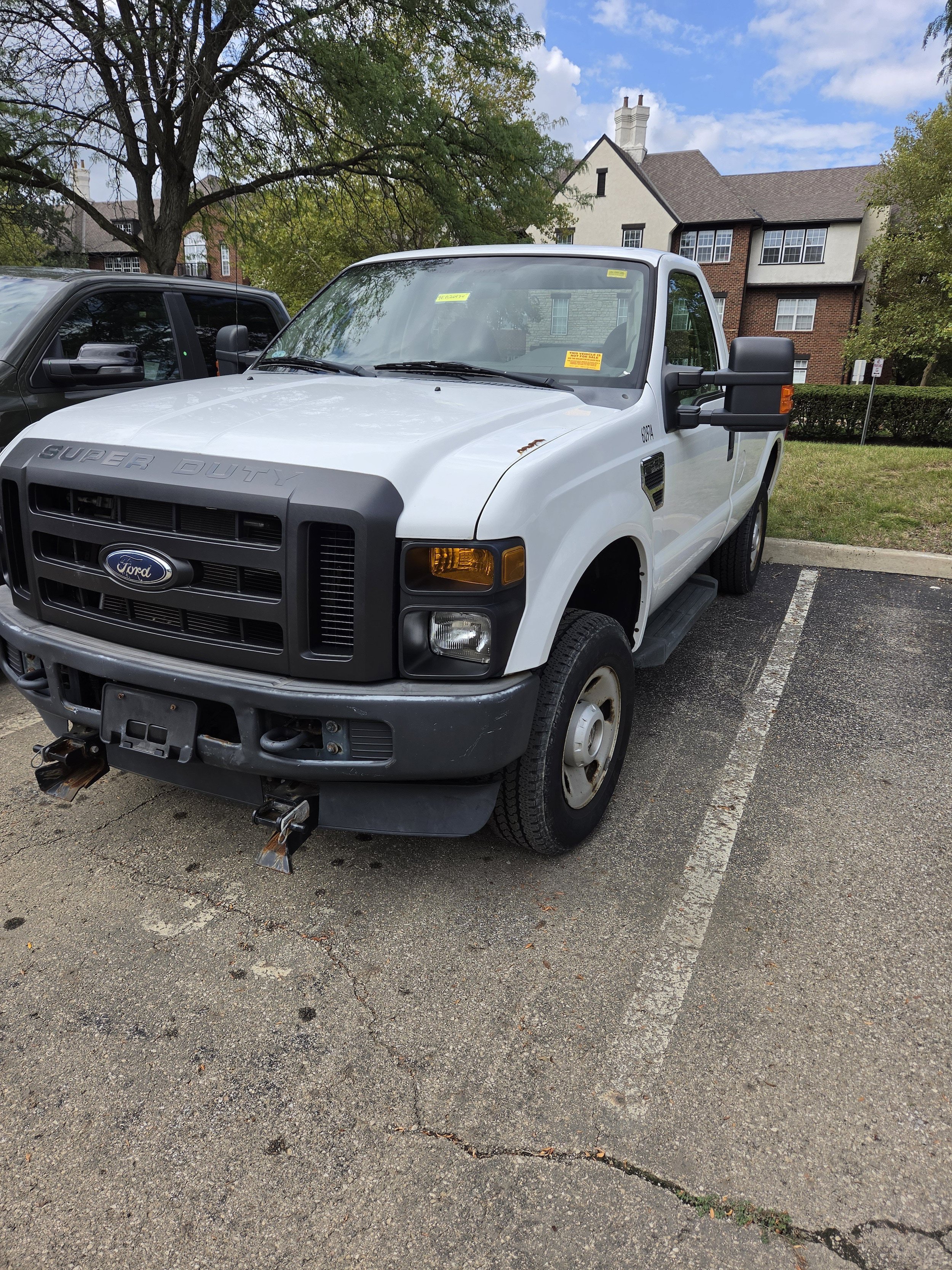 Used 2009 Ford F250 XL AWD/4WD image 2