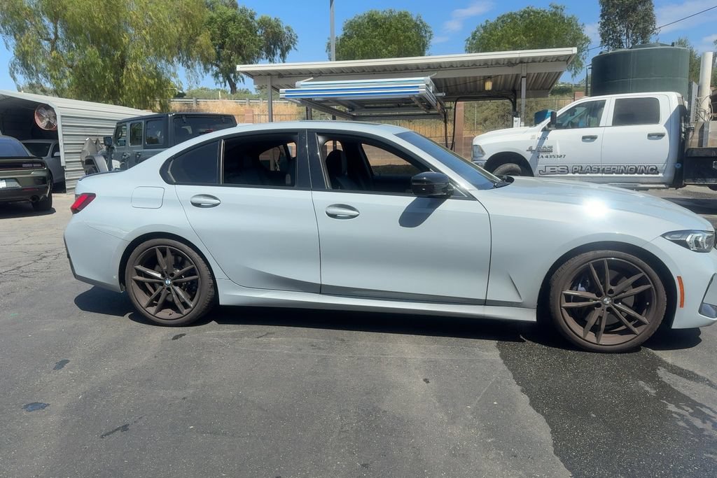 Used 2024 BMW 330i Sedan w/ M Sport Package RWD image 4