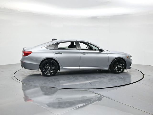 Used 2021 Honda Accord Sport image 2