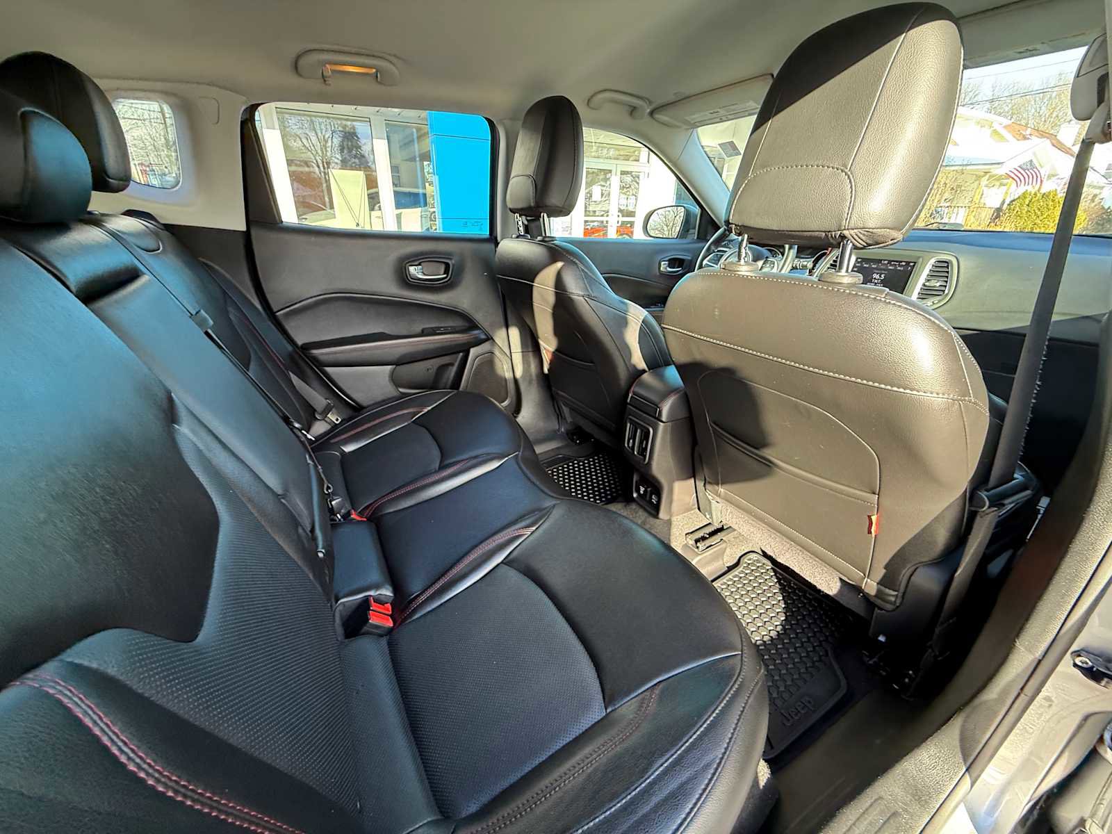 Used 2020 Jeep Compass Trailhawk w/ Leather Interior Group image 34