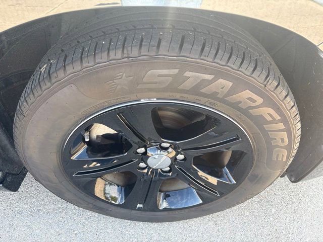 Used 2023 Dodge Charger SXT RWD image 17