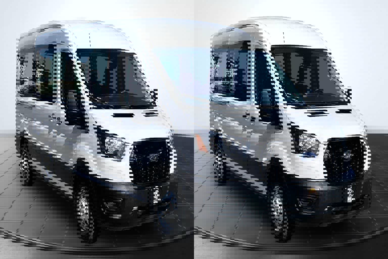 Used 2023 Ford Transit 350 XL AWD/4WD image 21